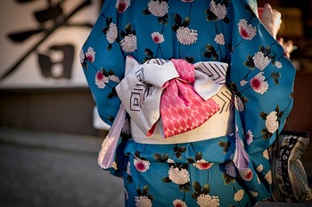 kimono-5507116_640.jpg